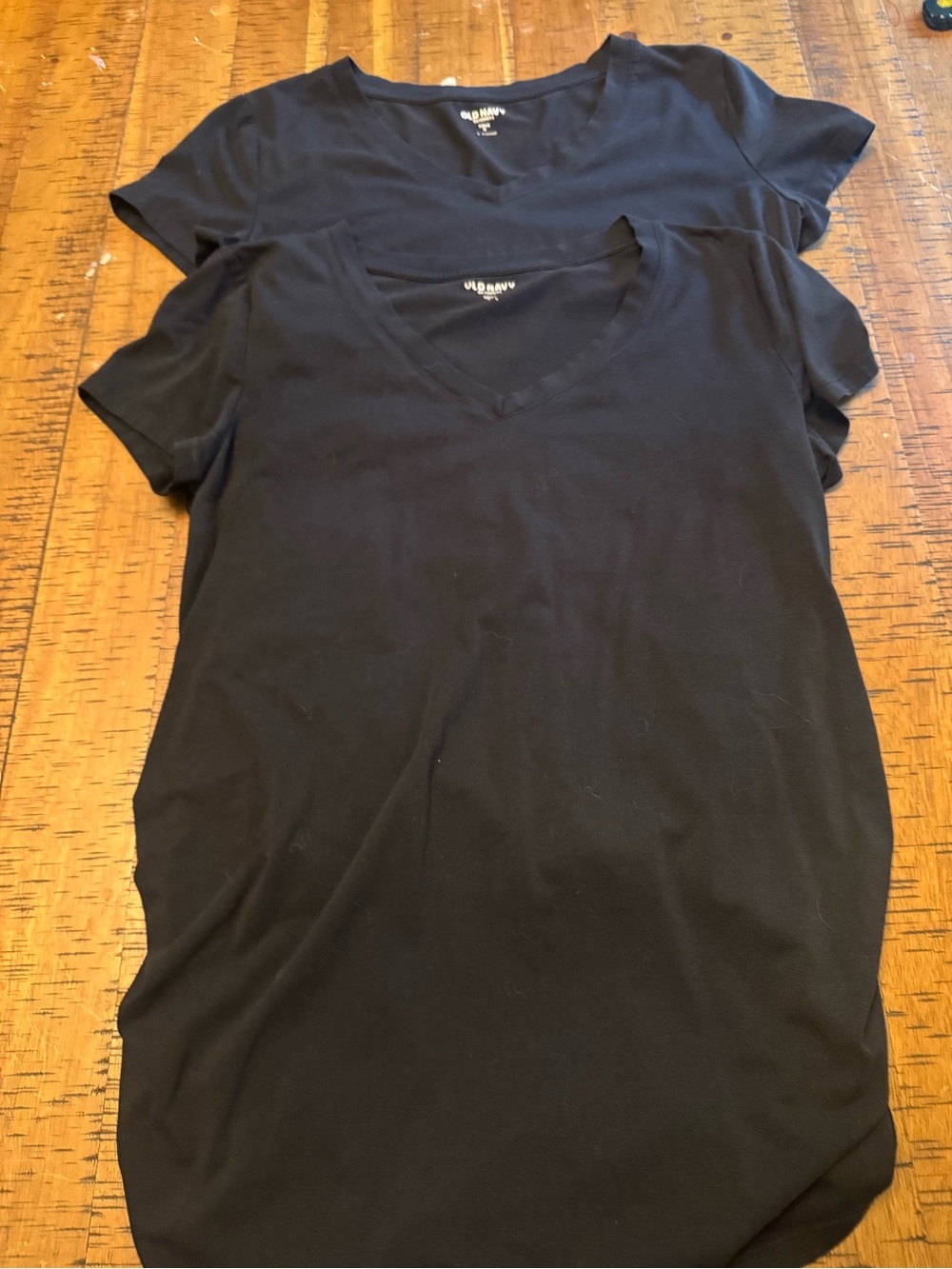 Old Navy Materity  Black & Navy V-Neck Short Sleeve Tee - Classic Crew